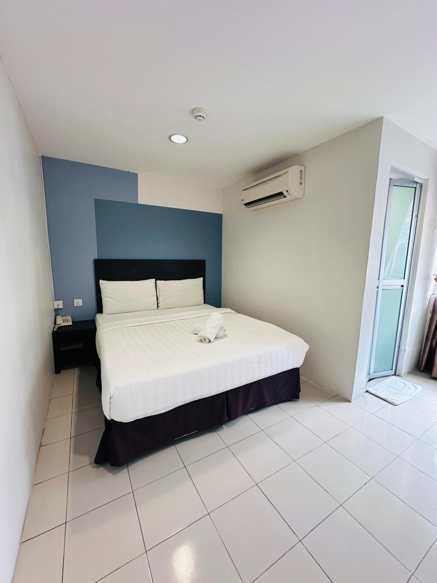 Your Hotel Klang Luaran gambar